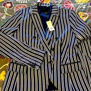 Unique statement piece blazer NWT BR one of a kind